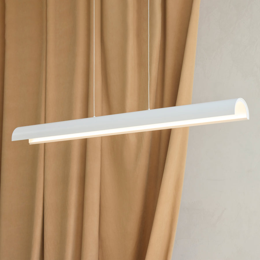 Pola. Linear Suspension 4ft
